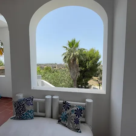Apartment La Sarparea, Masseria Sant Isidoro (Apulia)